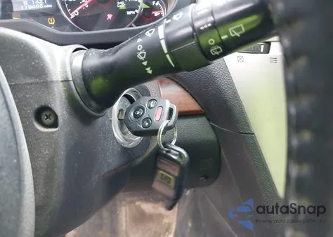 2013 Subaru Outback 2.5I Limited из США, поврежденный, VIN 4S4BRBKC7D3244097